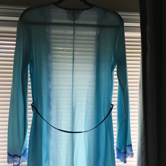 XS / S Victoria Secret Robe - Picture 3 of 3